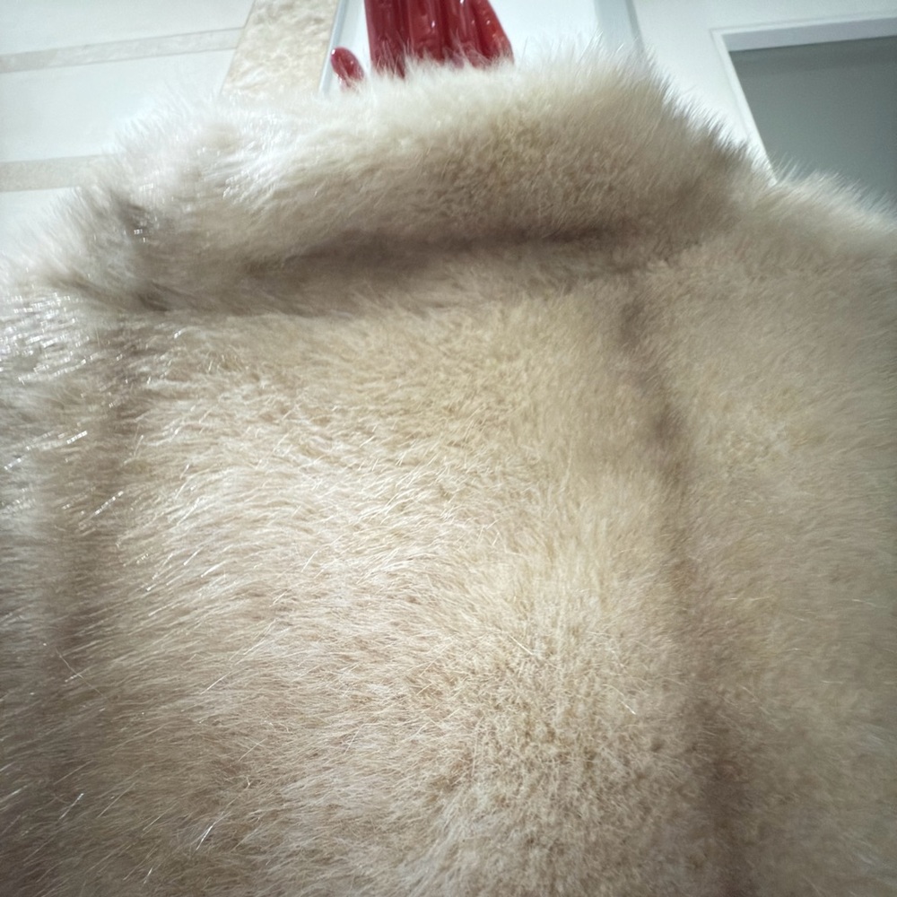 Women's Cream Teddy Jacket - Picture 4 of 14
